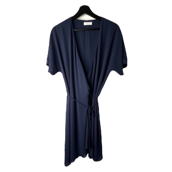 Aritzia Babaton Wallace Wrap Dress size L Navy Silky Elegant Quiet Luxury Party - Picture 3 of 11